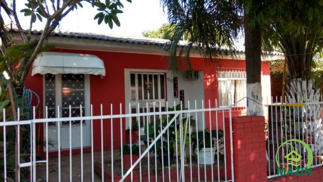 Casa a venda no bairro Santo Inácio